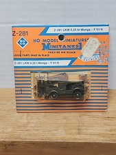 Roco HO 1/87 Scale Model WWII Z-281 Munga Jeep Green Military NIB