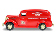 3295 Ertl 1/25 Diecast ANHEUSER BUSCH 1938 Panel Truck w/Box