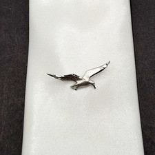 Coastal Seagull Flying Bird Nautical Wildlife Vintage Silver Tone Tie Clasp Pin
