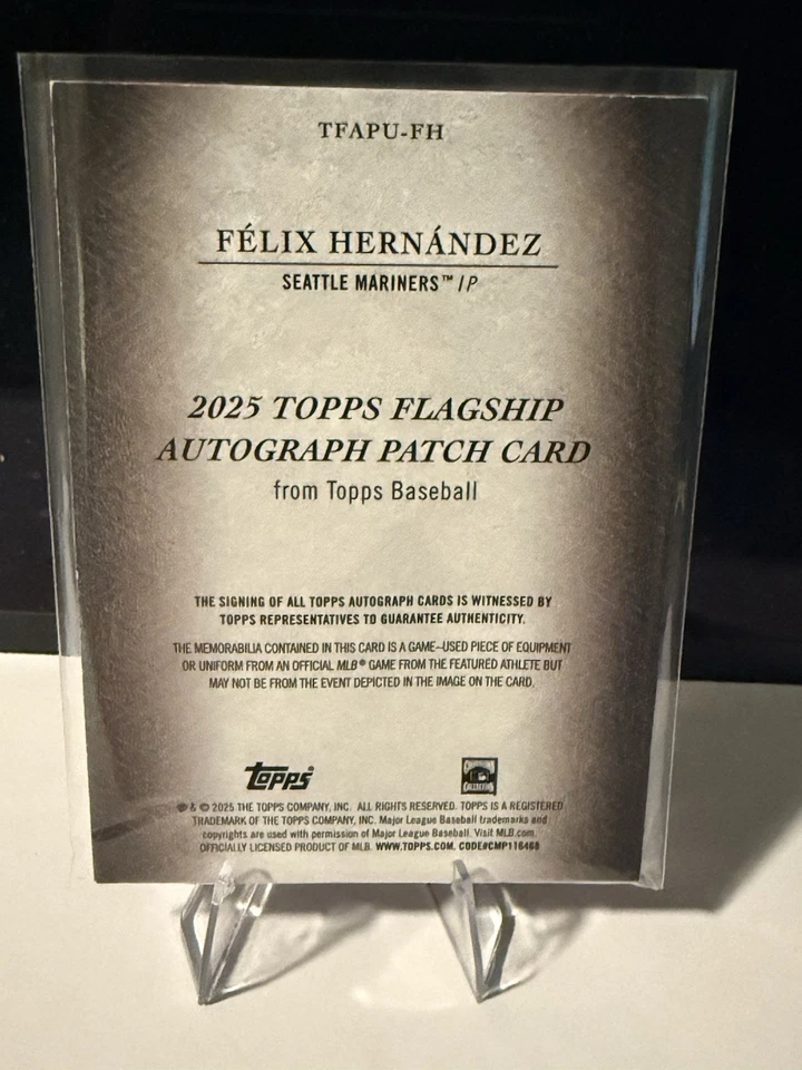 2025 Topps Update Felix Hernandez Flagship Patch Auto 36/50 Mariners HOFer! 🔥 - Image 2 of 2