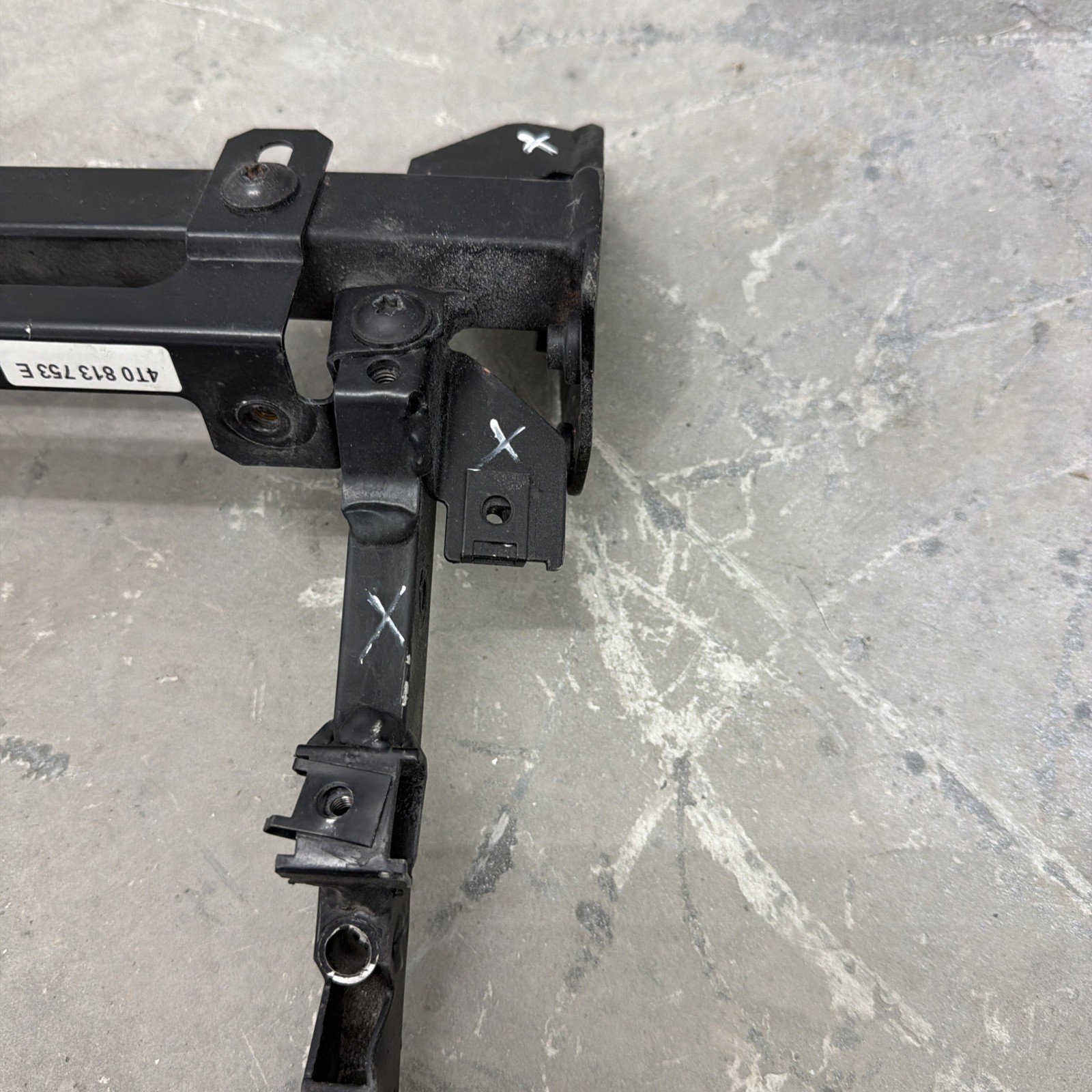 LAMBORGHINI HURACAN REAR BUMPER CROSSMEMBER SUPPORT BRACKET 4T0813753D OEM DAMAG