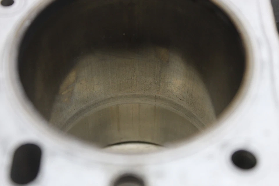 1999-2002 Kawasaki Prairie 300 Oem Engine Cylinder Piston Block Jug Barrel - Image 4 of 4