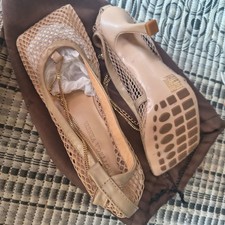Bottega Veneta Stretch Mesh Pumps 39 Beige Net Chain Heels New Without Box NWOB