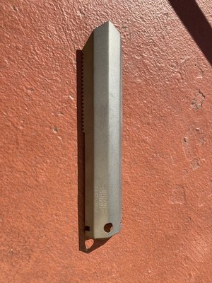 Vargo Titanium Dig Dig Tool Ultralight Backpacking Trowel (Open box)