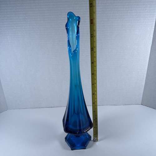 Viking Swung Glass Vase 12.5” Art Glass Blue Vase MCM 6 Panel Finger VTG - Picture 2 of 9