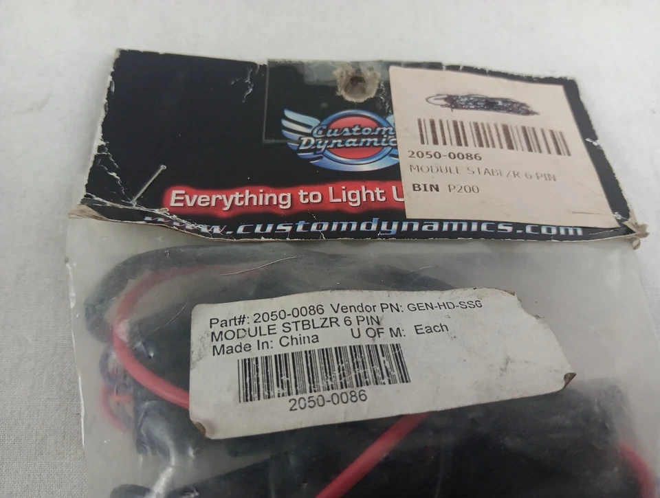 CUSTOM DYNAMICS FOR HARLEY FLHX STREET MAGIC TURN SIGNAL EQUALIZER 2050-0086 - Image 4 of 4