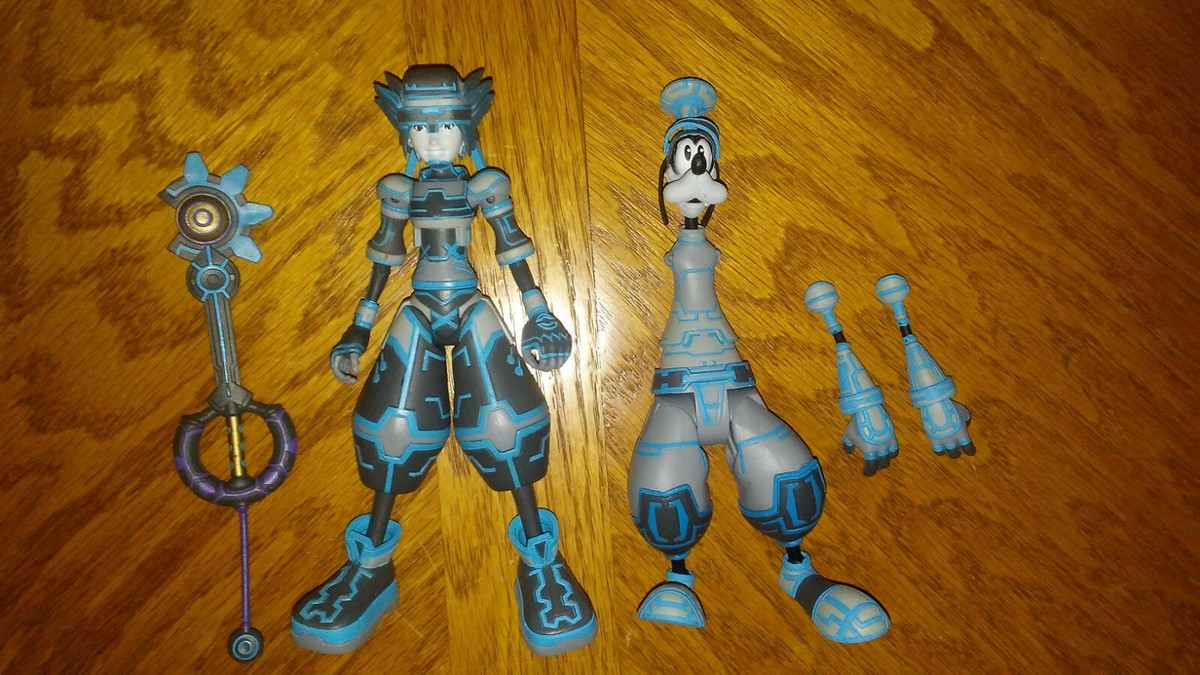 Diamond Select Kingdom Hearts Sora and Goofy (Tron-style) loose | eBay