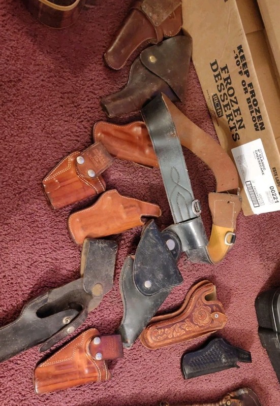 Lot Of 10 Holsters Bianchi Lawrence Etc  Leather