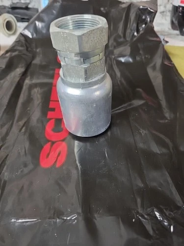 PARKER  10678-20-20 SERIES 78 CRIMP HOSE FITTING PERMANENT FEMALE JIC 37°