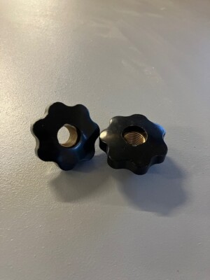 5-Star Hand Nut - Plastic Through-Hole 63mm Diameter Head Brass M20 x 2.5 Thread