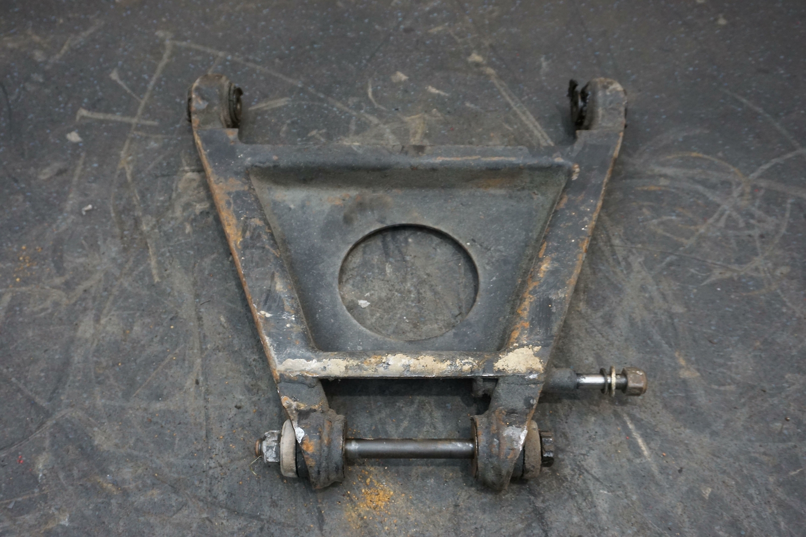 Rear Right Passenger Side Lower Control Arm OEM Maserati Merak 1975 *Note