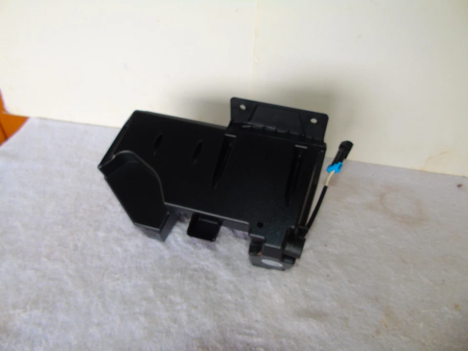 Altavoz trasero izquierdo Polaris RZR XP 4 1000 Rockford Fosgate OEM # 2415283 Foto 3 de 4