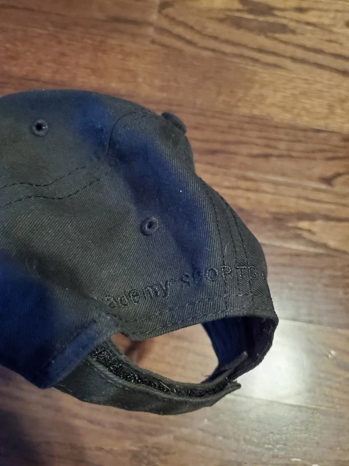 Gorra ajustable de cuero con parche de bandera americana negra Academy 127 Foto 4 de 4