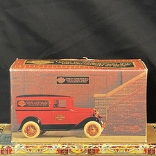 1931 FORD A PANEL DELIVERY 1993 HARLEY-DAVIDSON LIMITED EDITION DIE-CAST BANK