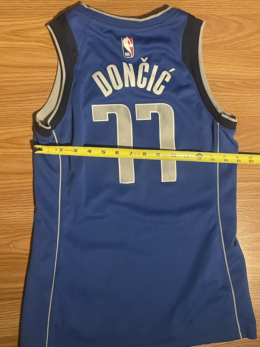 Dallas #77 luka dončić GameJersey M $_12.JPG?set_id=880000500F