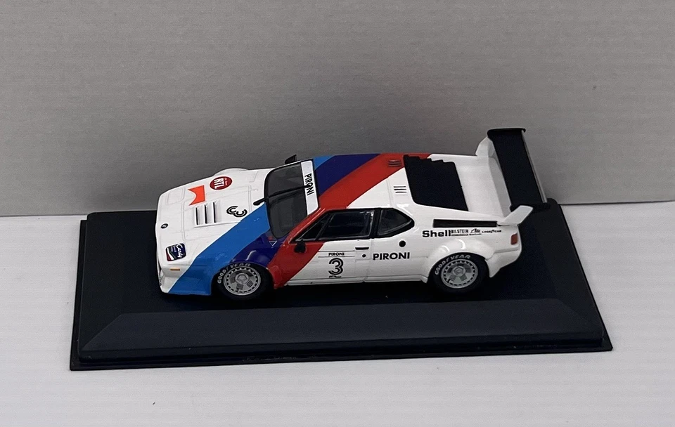 1:43 BMW M1 WORKSCAR D PIRONI  #3 MINICHAMPS - Image 3 of 4
