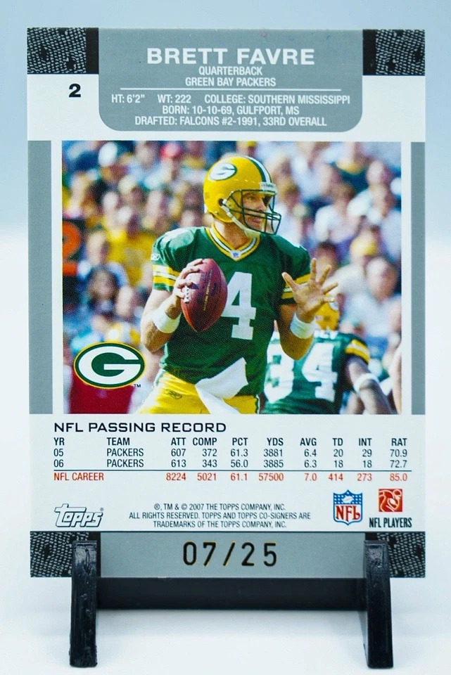2007 Topps Gold 07/25 Brett Favre Brandon Jackson #2 Co-signers Holo RARE GOLD - Image 2 of 4