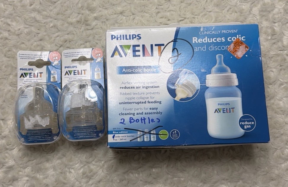New Blue Philips Avent Anti-colic Bottle With AirFree vent -