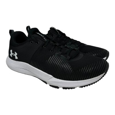 NWOB Under Armour UA Charged Engage Sneaker Black Mens SZ 10 3022616-001