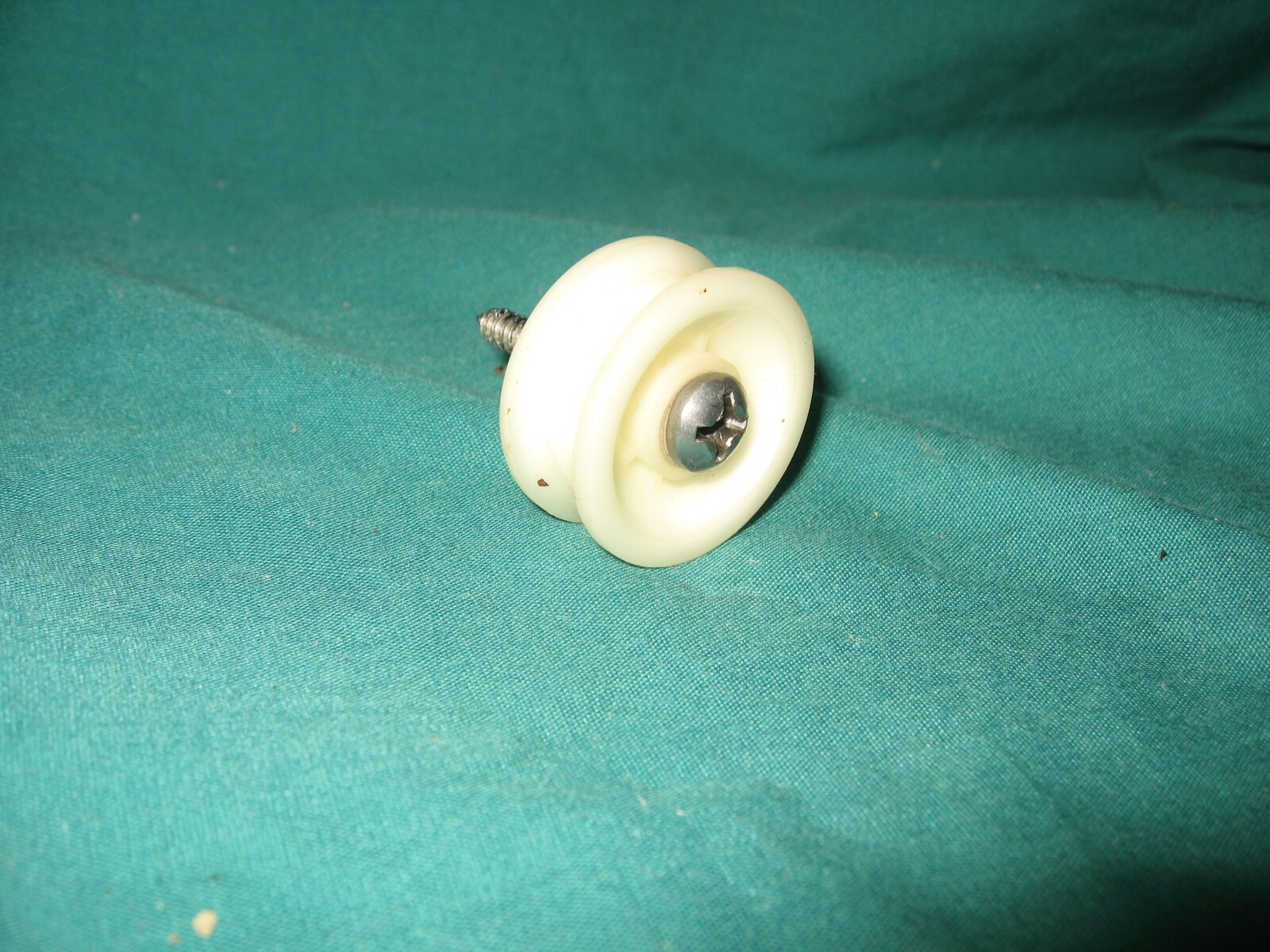 (1) GE Hotpoint Dishwasher Wheel WD12X0332 WD12X332 Upper Rack Roller