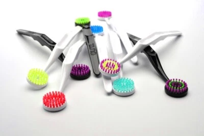 PEAK ESSENTIAL TUNG Brush - Tongue Cleaner -Comes with Sample Gel OR Hygiene Cap - COLOURS VARY