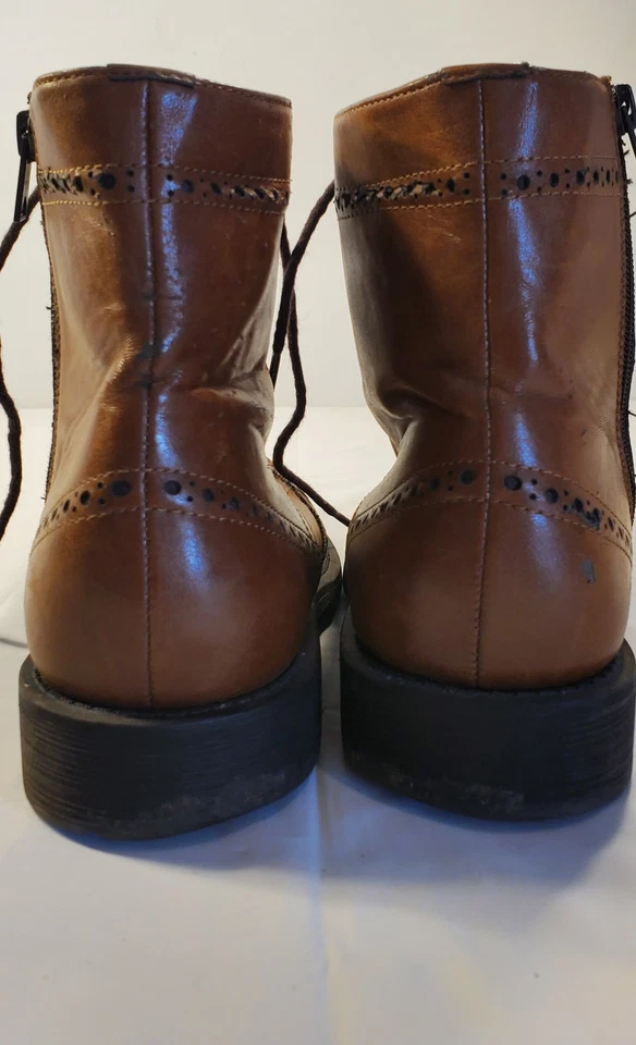 Kenneth Cole Unlisted Men's Blind Sided Wingtip Ankle Boots Cognac Brown Sz 9.5 - Image 3 of 4