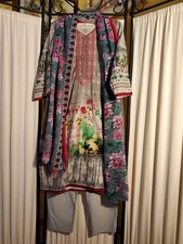 Pakistani Salwar Kameez with Dupata
