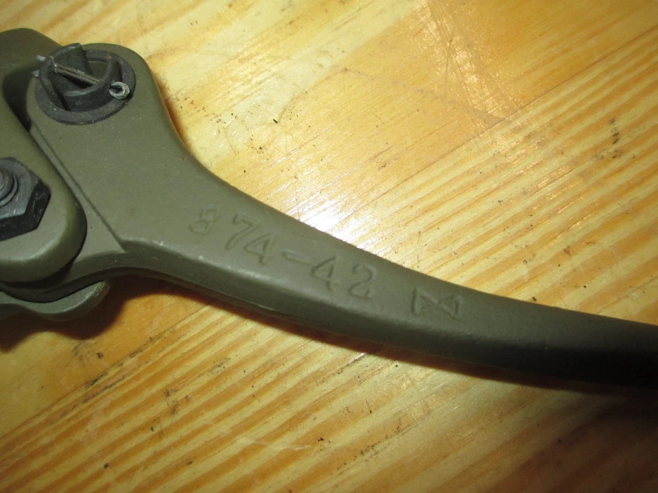 Harley-Davidson Original NOS WLA WLC UA XA 1942 Up Front Brake Handle 874-42 - Image 2 of 4