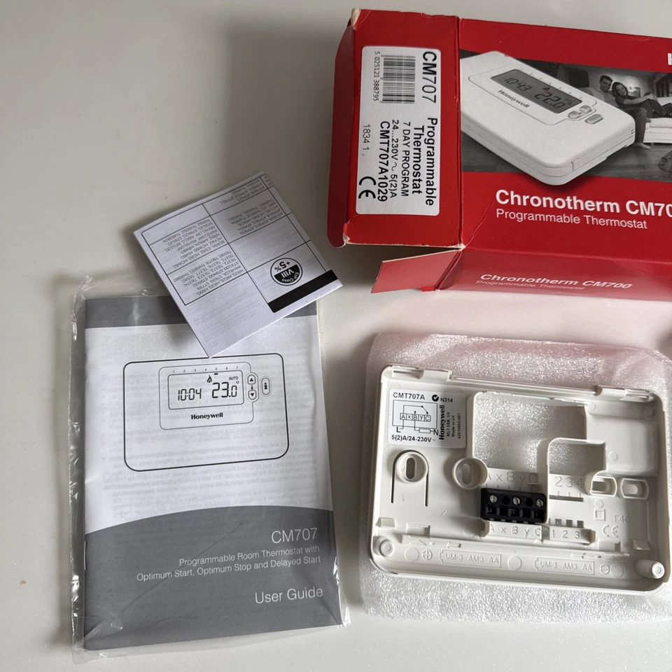 Honeywell CM707 7 Day Programmable Thermostat - CMT707A1029 VAT Inc Fast Post - Image 2 of 4