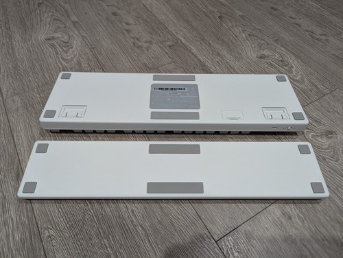 Razer Pro Type Ultra RZ03-0411 White Wireless Mechanical Gaming Keyboard - Picture 4 of 5
