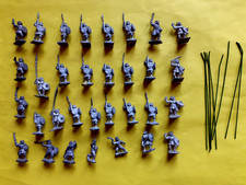 15mm Essex/Minifigs? - 32 x ANCIENT BARBARIAN/ASSYRIAN? SPEARMEN/SWORDMEN Unptd