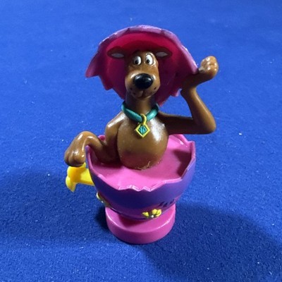 Vintage Scooby Doo 2000 TM. AND HANNA Barbera Easter Egg Dancer See Pictures