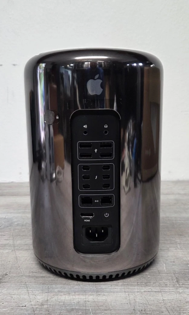Apple Mac Pro 64 GB RAM 2013 Apple Desktops & All-In-One Computers