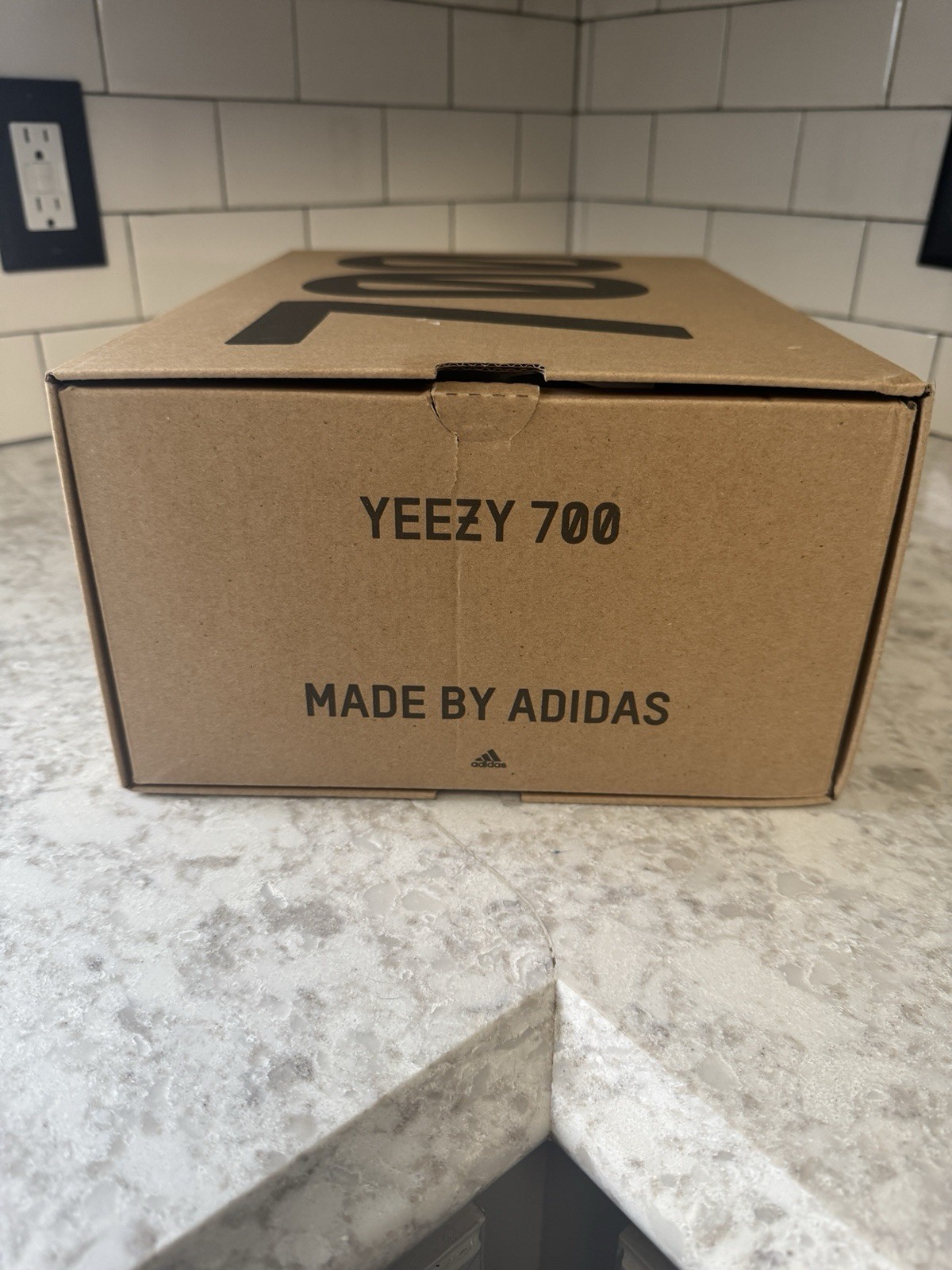 Size 11.5 - adidas Yeezy Boost 700 V3 Azael thumbnail 4