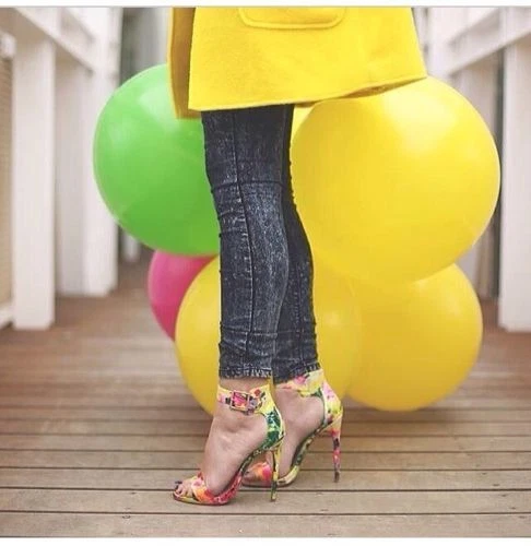 Steve madden shop neon yellow heels