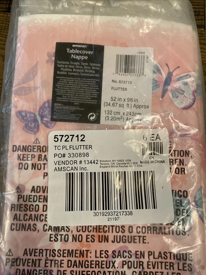 Cubierta de mantel de plástico con temática de mariposa 54" x 96" rosa aleteo 6 unidades Foto 2 de 2