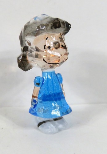 Peanuts Crystal Surprise Series 1 Lucy 2" Figure
