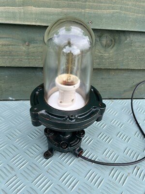 Vintage Industrieleuchte Revo explosionsgeschützt ex Mine Öltanker Sicherheit.