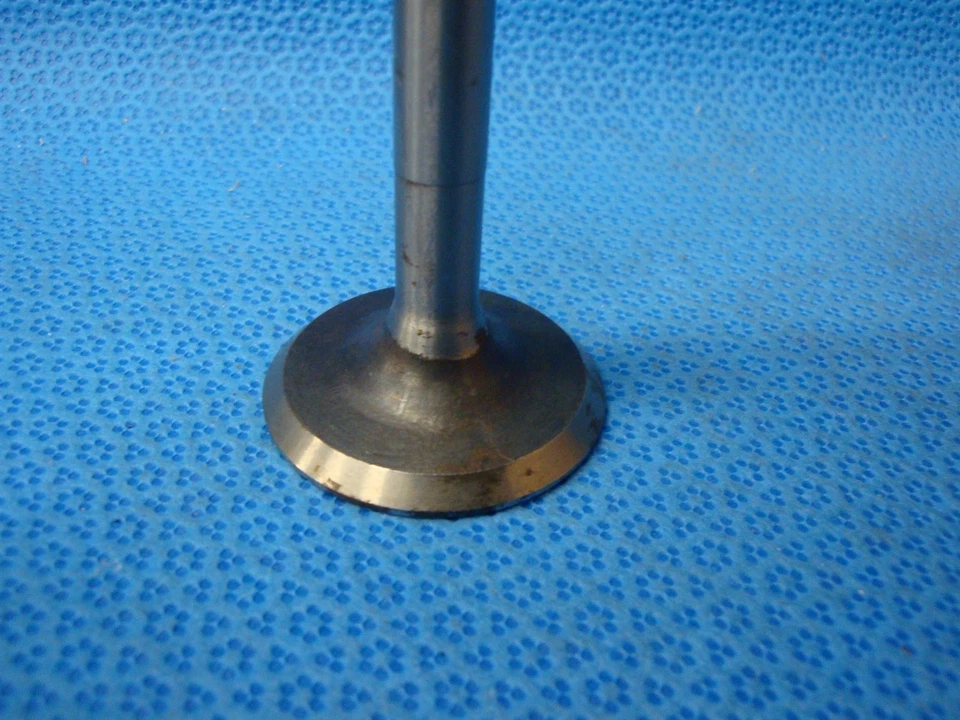 1928 Buick 207 Válvula de Escape 1 Buick Standard Six 115 GM 207374 NORS EUA - Imagem 4 de 4