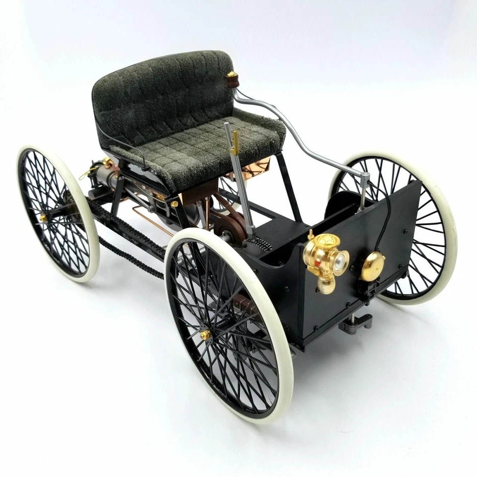Franklin Mint 1896 Henry Ford Quadricycle 1:6 Diecast Glass Display Case - Image 3 of 4