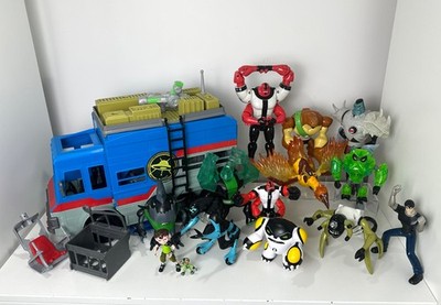 Ben 10 Transforming Rust Bucket Spielset & 13 Figuren Playmates Bandai