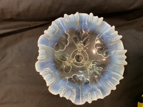 Vintage Jefferson Glass co. "Beaded fan" pattern 8.5" bowl. 1905-10. - Picture 3 of 4