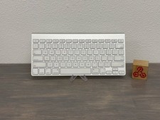 Apple A1314 Wireless Bluetooth Keyboard - Used