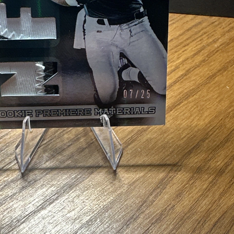 2013 Panini Absolute - Rookie Premiere Zach Ertz #240 Jumbo Prime /25 (MEM, RC) - Image 2 of 3