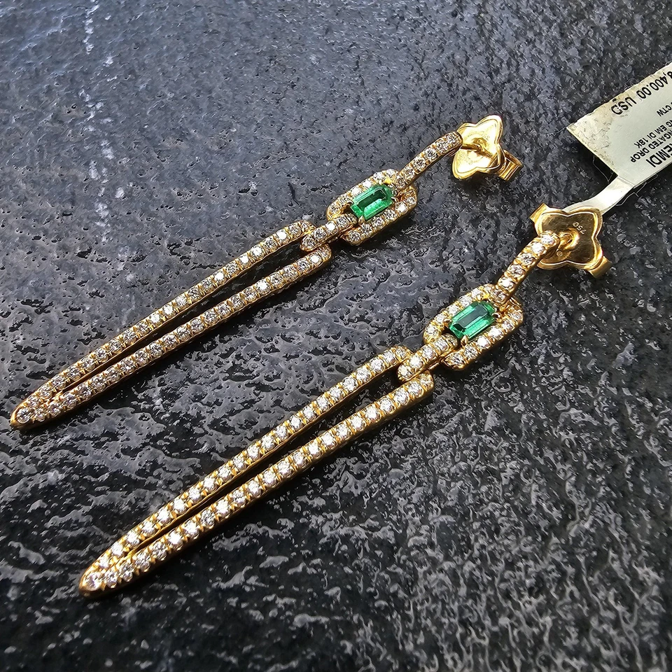 Pendientes colgantes de diamantes esmeralda David Yurman Stax oro 18k 9400 Foto 4 de 4
