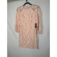 Vince Camuto Women's Lace Dress Peach Pink Long Sleeve Size 2