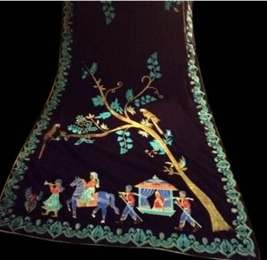 Velvet Block Printed Mughal Figurine Shawl