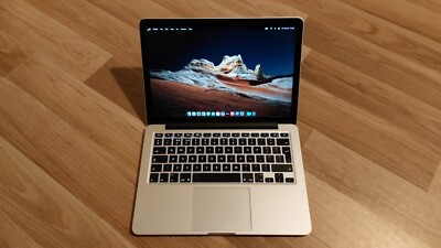 Apple MacBook Pro - 13