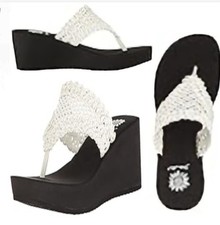 Yellow Box Women's Charm Wedge Sandal Women's Sz 8 US White Crochet Thongs