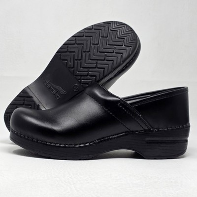 Dansko Black Leather Nursing Clogs Black Women's Size EU 39 W US 8.5-9 099020202